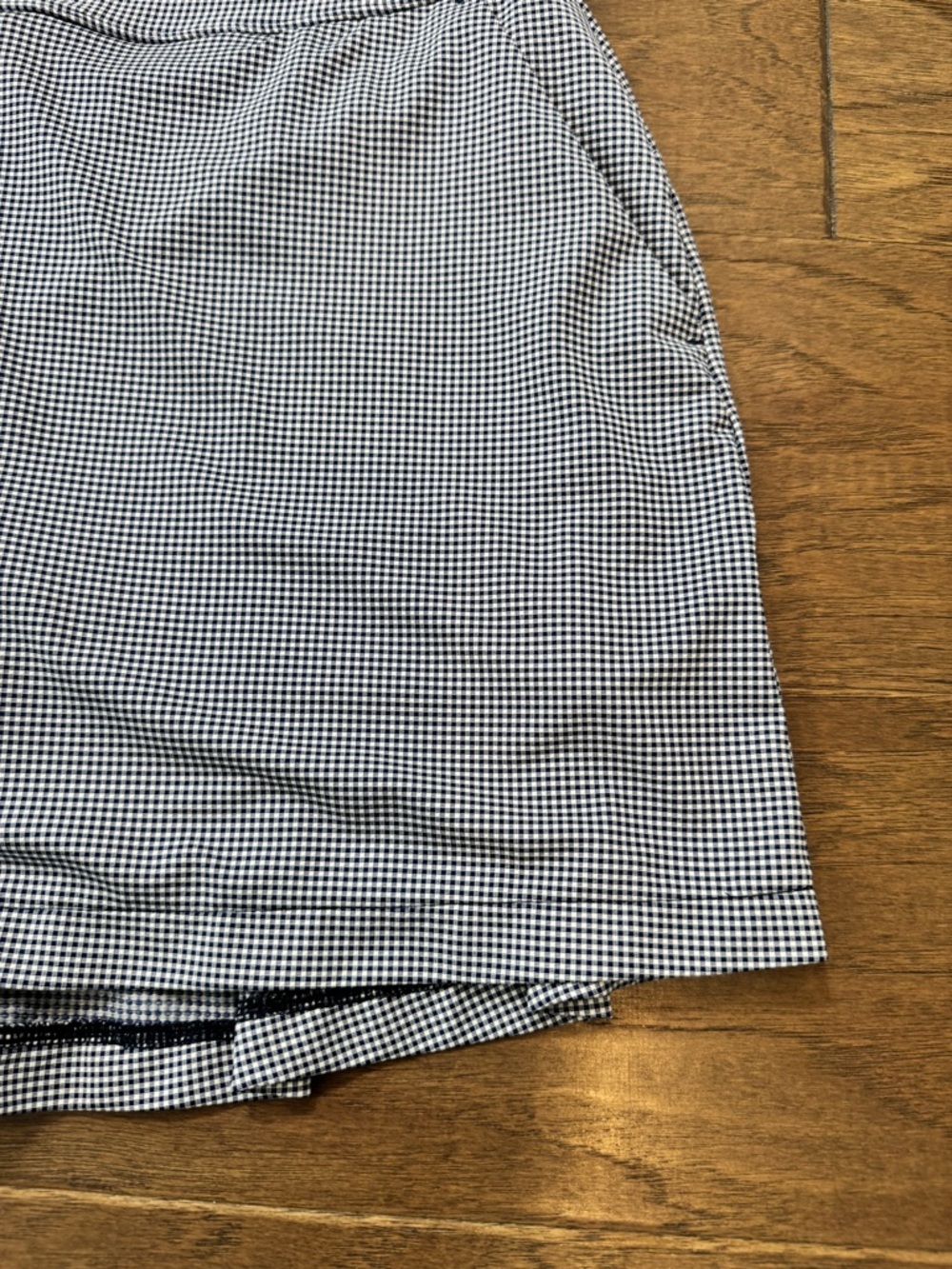 Greg Norman Golf Navy and White Gingham Check Women’s Skort Skirt - Picture 3 of 10